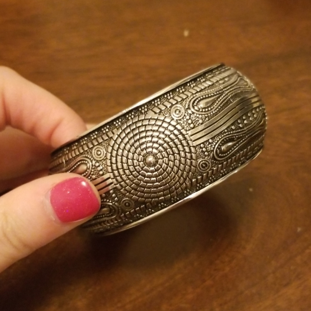 Silver chunky bangle
